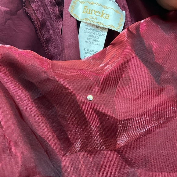 Dress - Picture 3 of 4